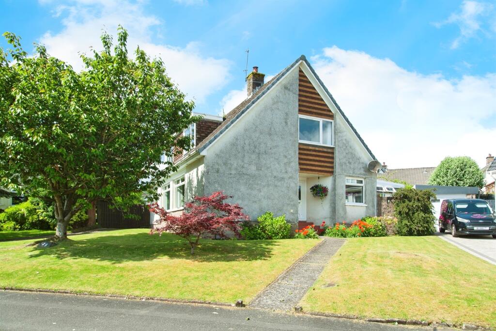 Kilmacolm property: Fantastic family home has four bedrooms and stylish sunroom