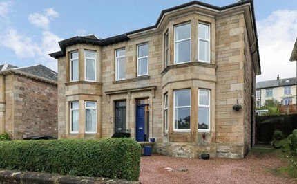 Handsome £275k villa in Port Glasgow boasts four bedrooms and a huge garden