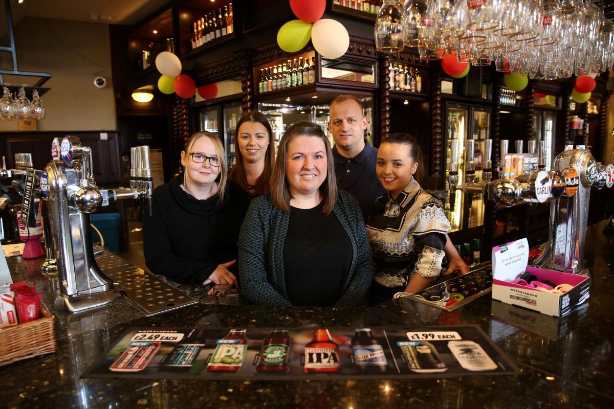 James Watt Bar Staff In Running To Be Named Britain's Pub Of The Year |  Greenock Telegraph